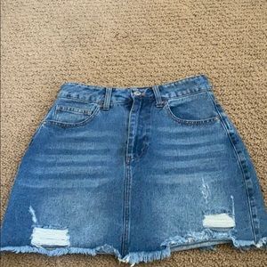 super cute forever 21 skirt